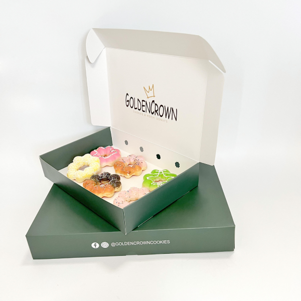 Customized Pastry Boxes with Window for Bakeries and Dessert Shops