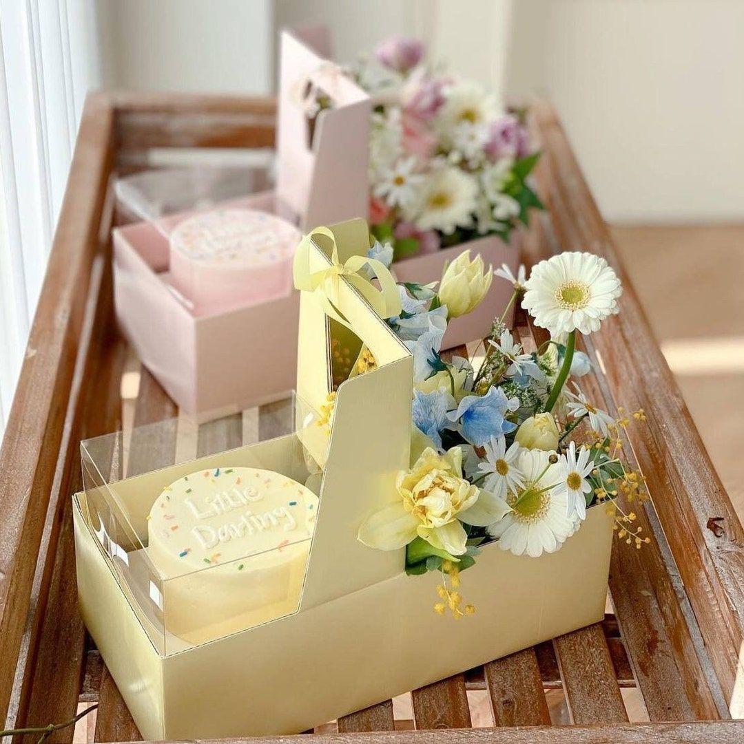 Custom Long Cake Boxes | Food-Grade Packaging for Roll Cakes & Desserts